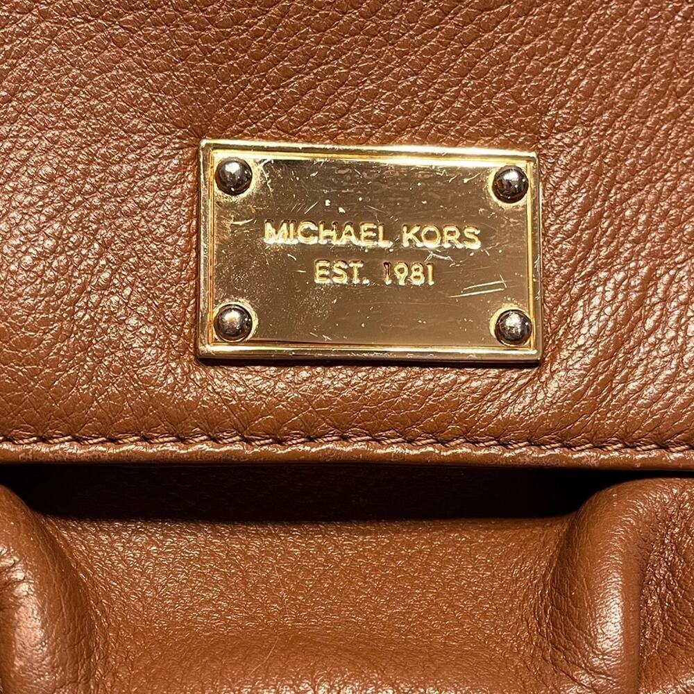 MICHAEL KORS Brown Pebbled Leather Small Mini Crossbody with Gold Plate - Picture 11 of 12